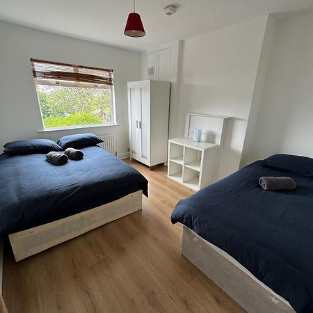 Nice Triple Room At 2 Iveragh Rd-6 ดับลิน ภายนอก รูปภาพ